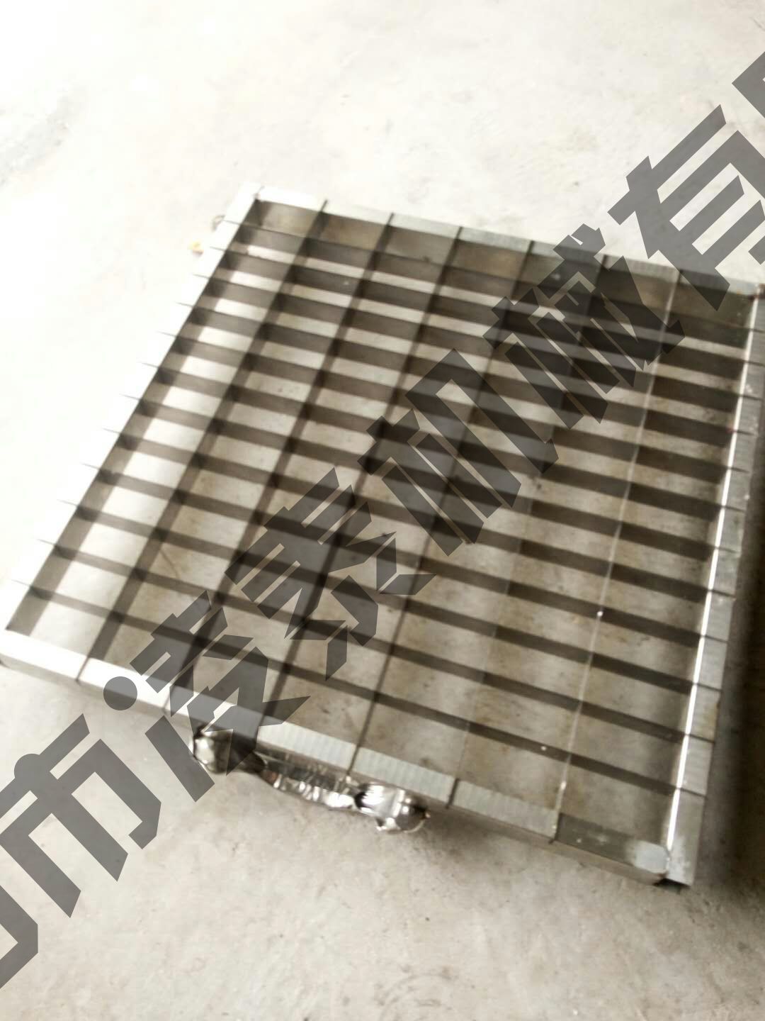 網格刀片外觀展示